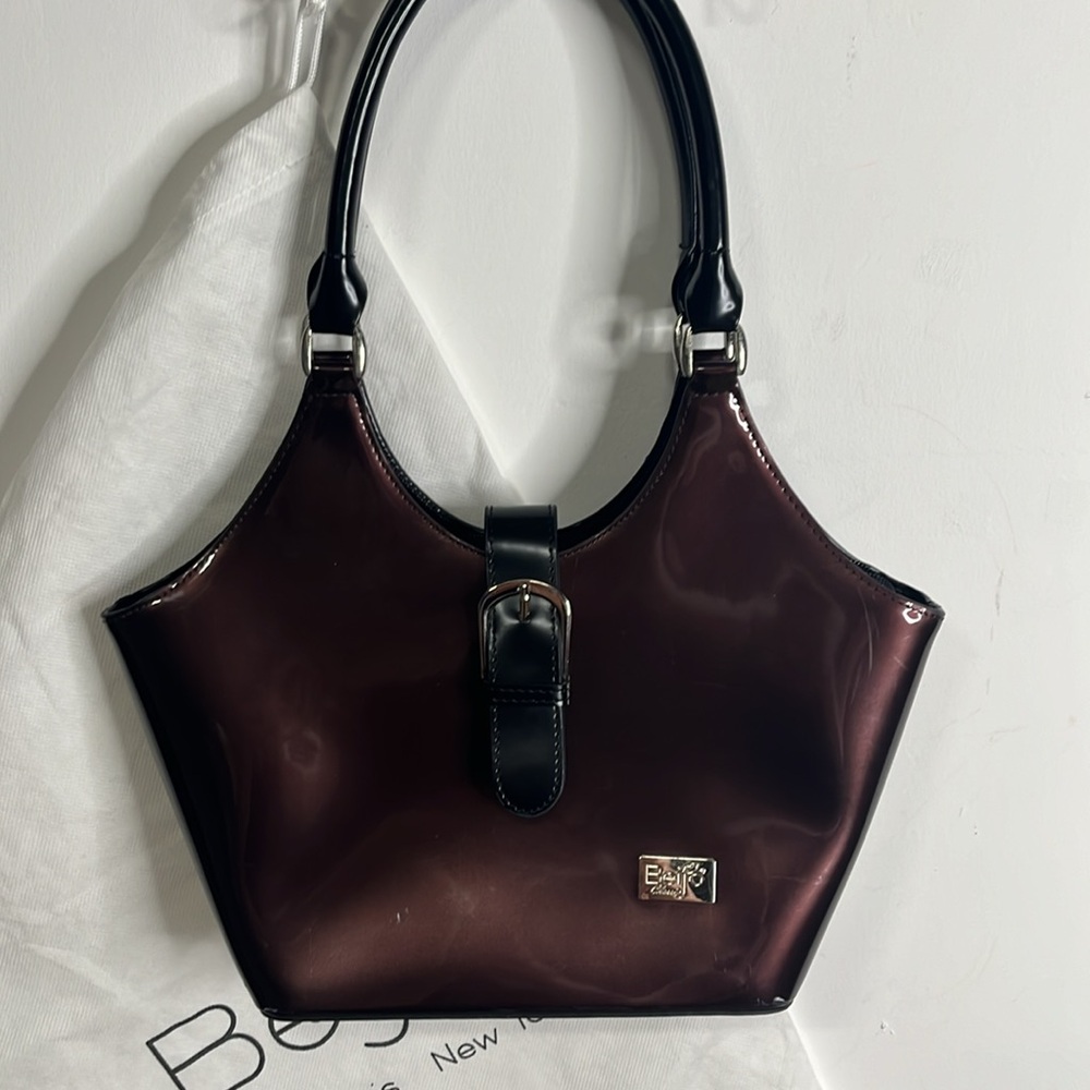 Beijo Classic Bag Patent Leather Bronze Magnetic closure with Dust Bag